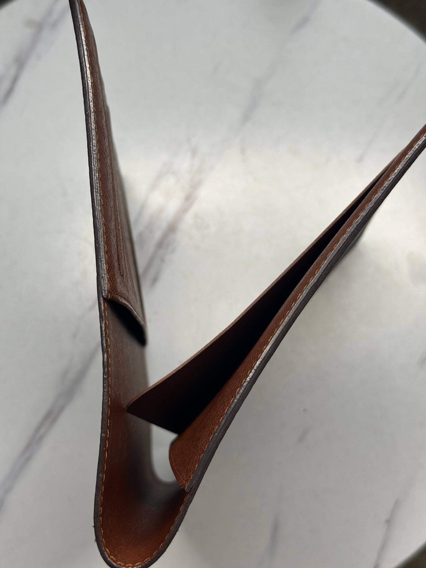 Pre-owned Louis Vuitton monogram, canvas, large desk agenda