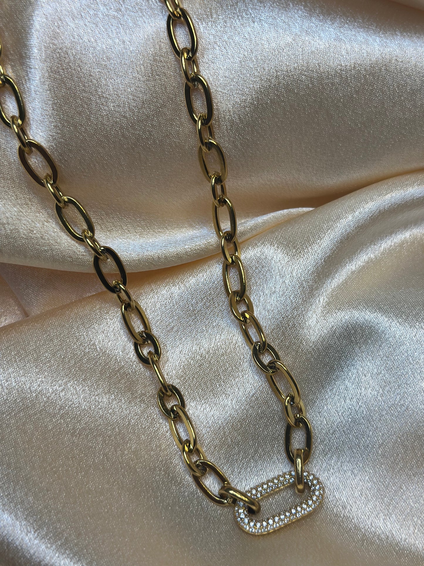 The New Yorker chain-link necklace