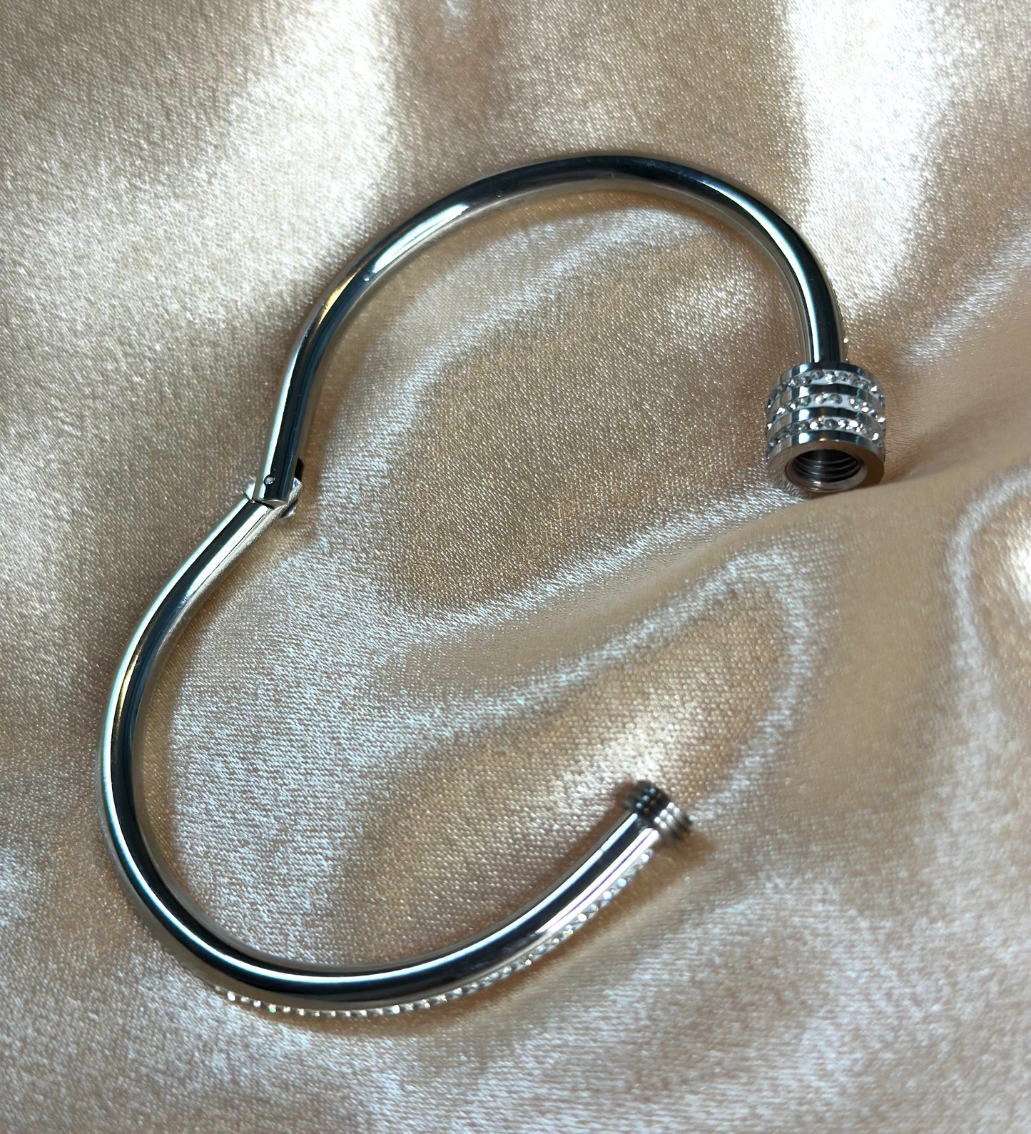 Galleria Silver Bangle with rhinestones