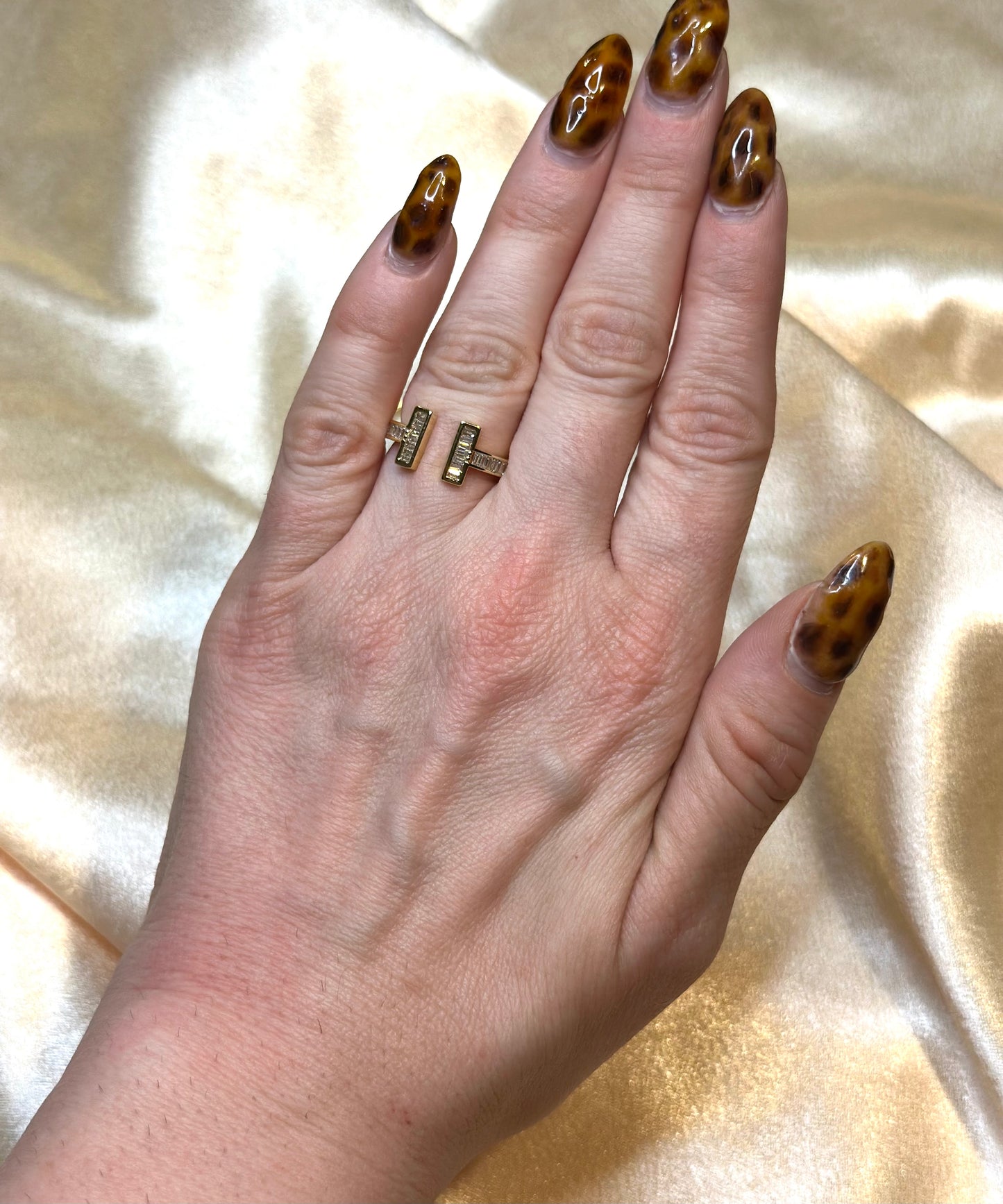 Luxe Voyage Rhinestone Ring