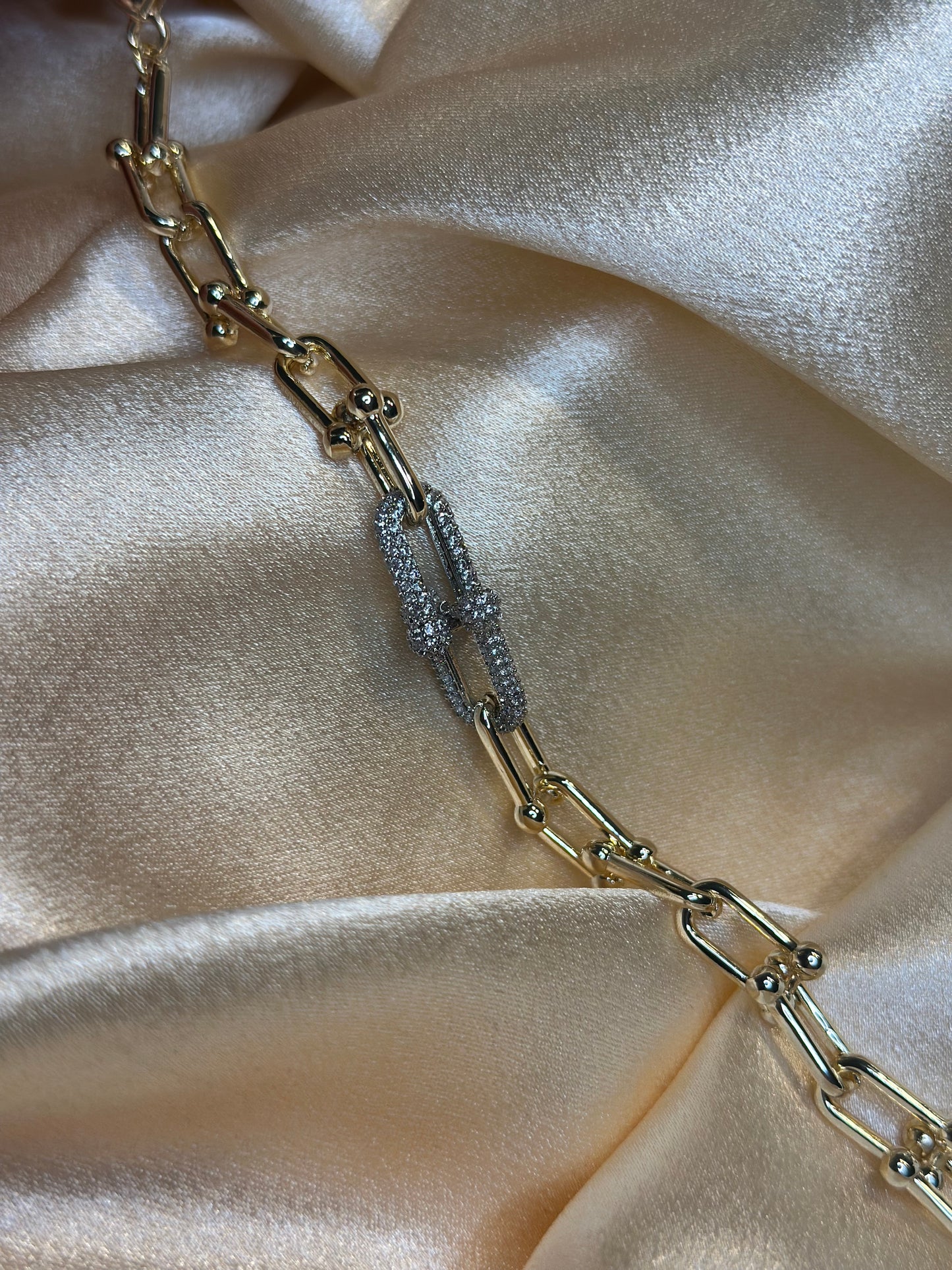 Metropolitan chain-link bracelet