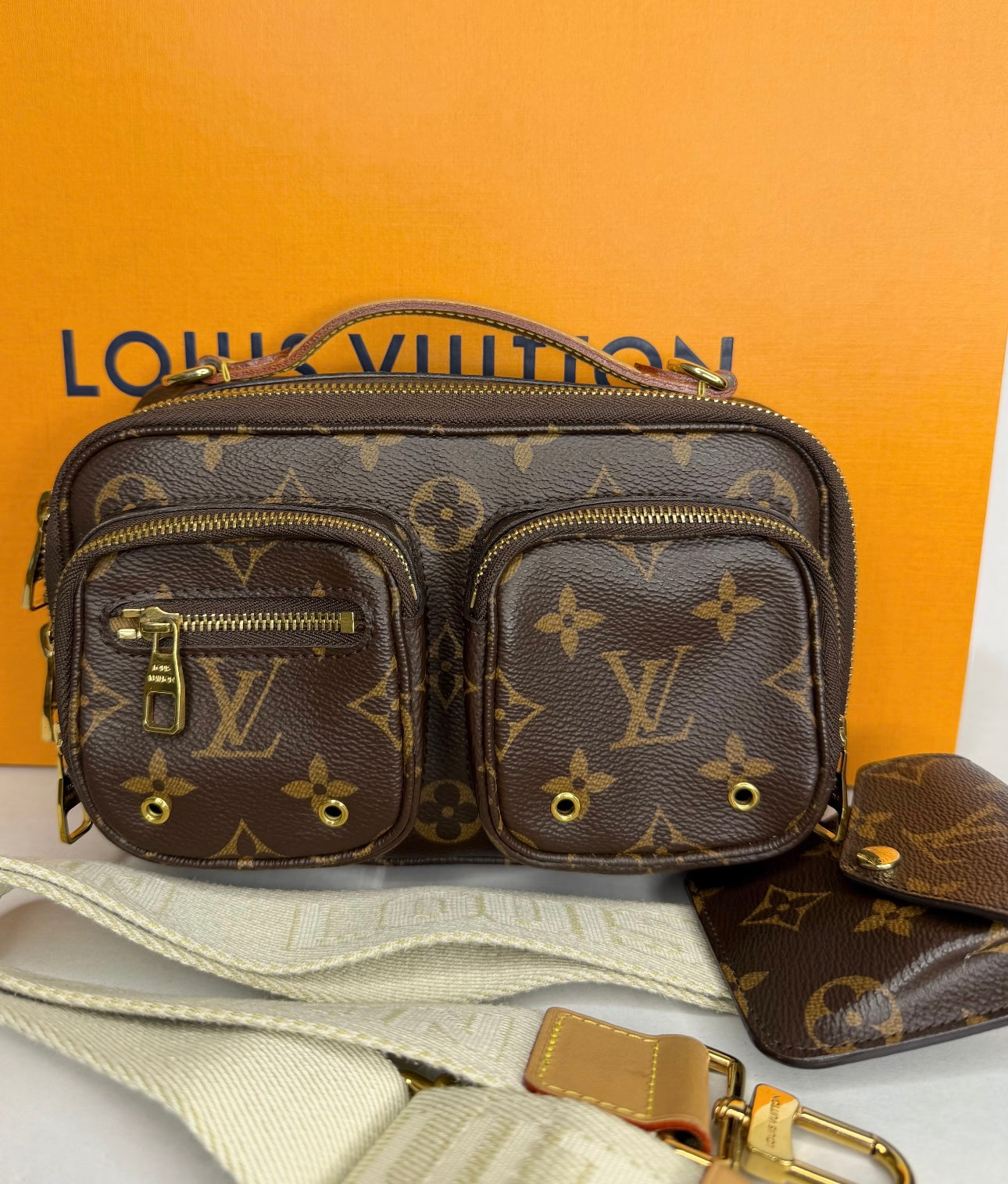Pre-owned Louis Vuitton monogram canvas utility Crossbody full set