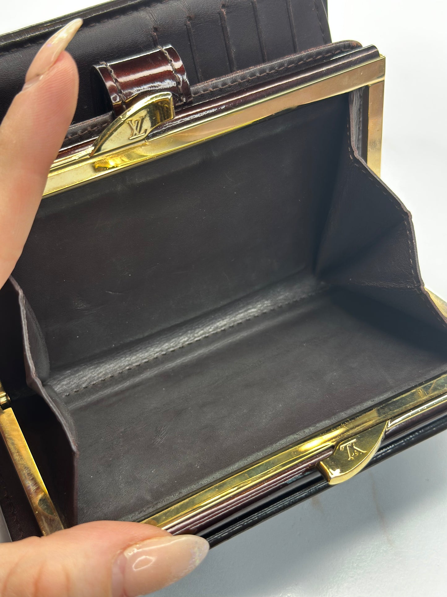Pre-owned Louis Vuitton Bordeaux vernis French wallet