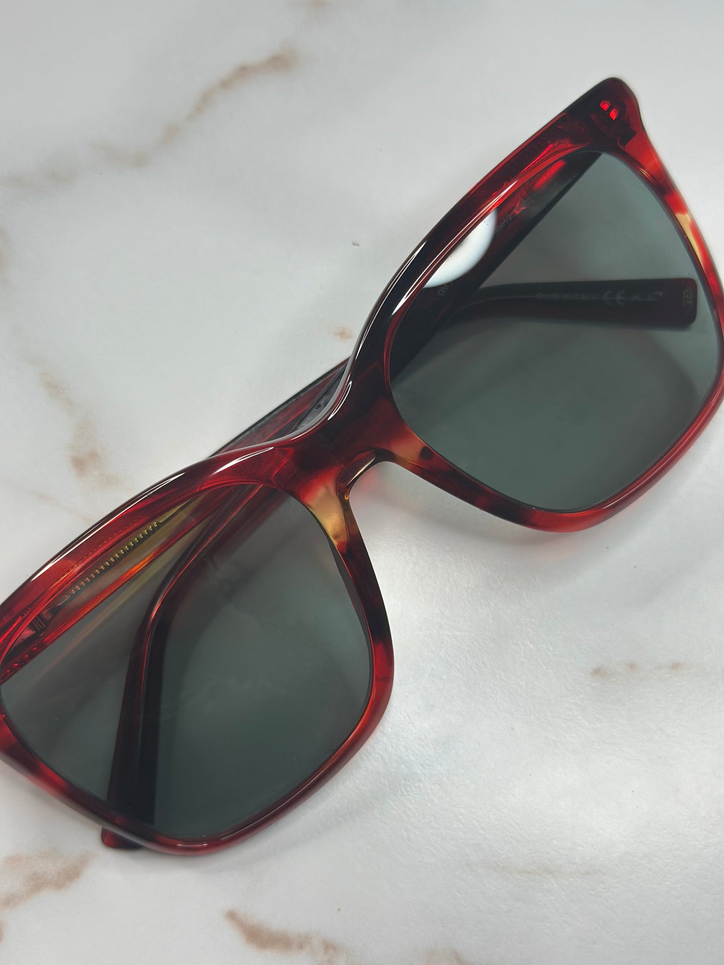 Pre-owned Givenchy red tortoise sunglasses