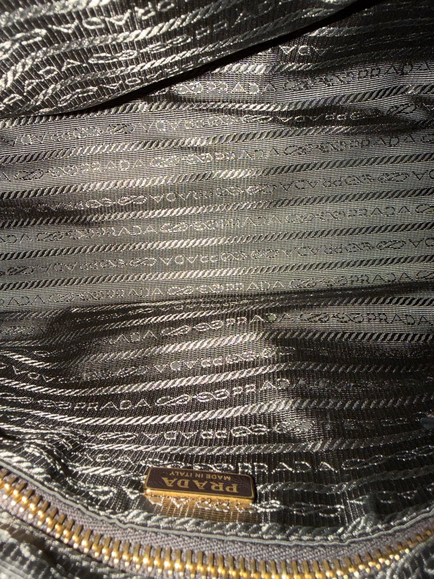 Pre-owned Prada black Saffiano leather re-edition, Crossbody