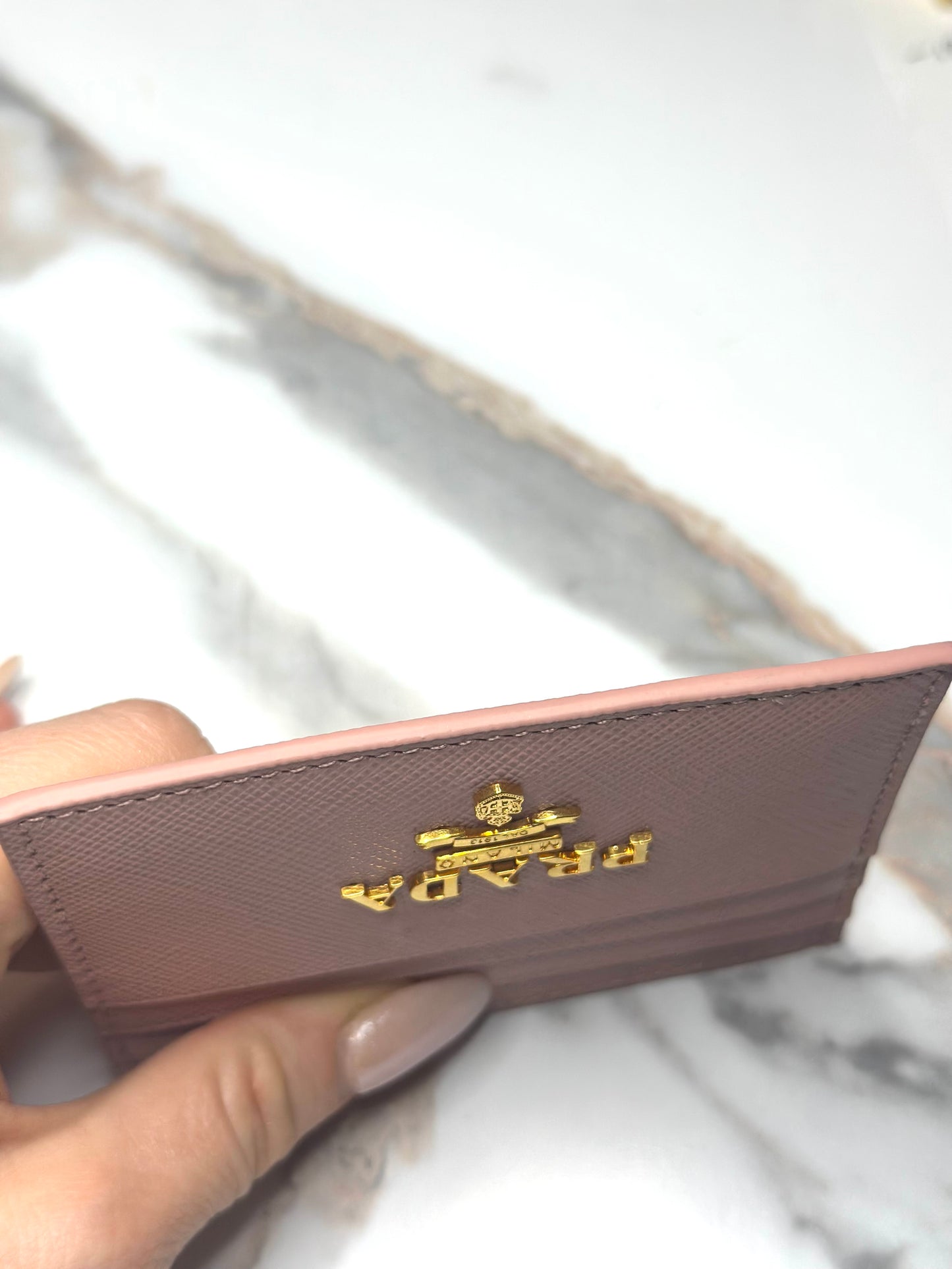 Pre-owned Prada light pink Saffiano leather card holder