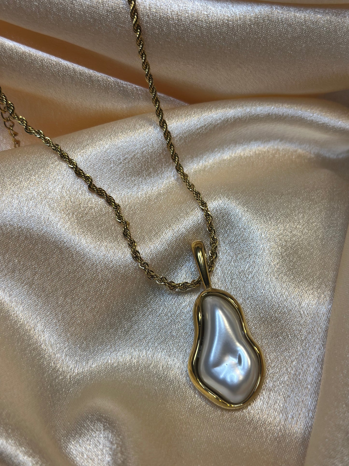 Pearl Drop Necklace