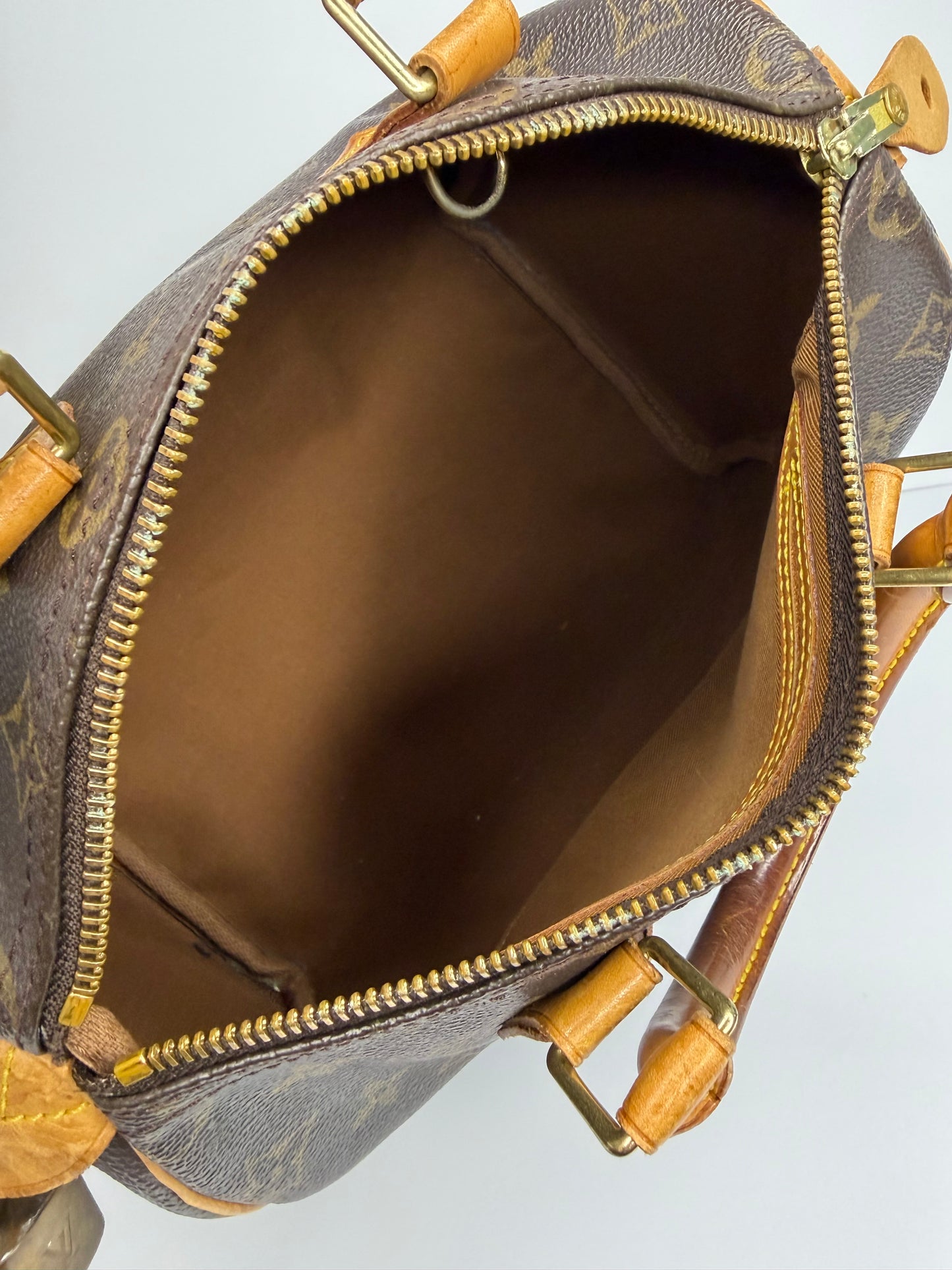 Pre-owned Louis Vuitton monogram canvas Vintage speedy 25 Boston bag