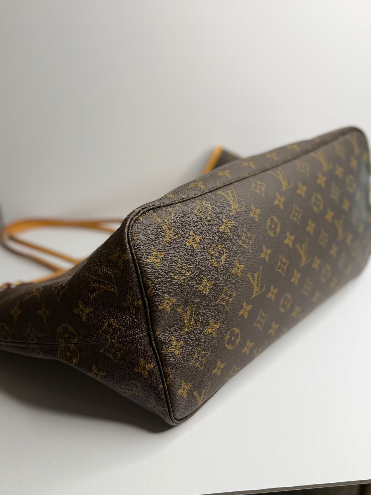 Pre-owned Louis Vuitton monogram canvas neverfull GM tote