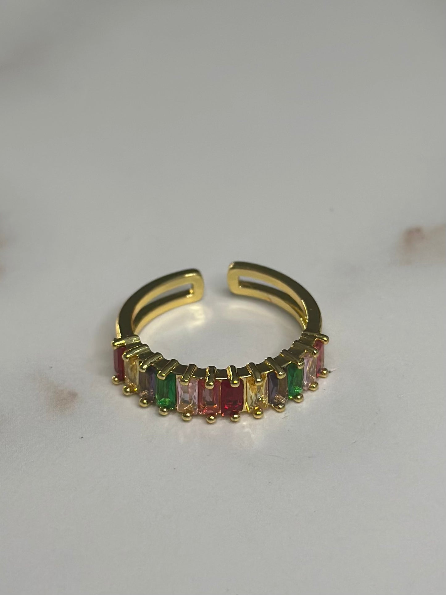 Multicolor adjustable ring