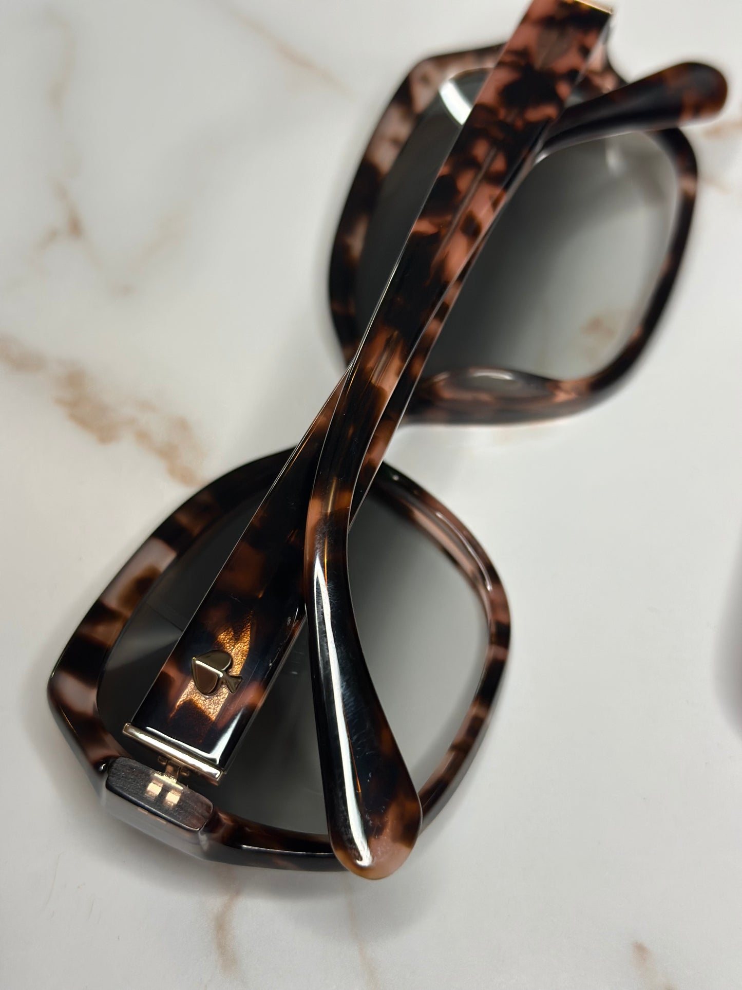 Pre-owned Kate Spade multicolor tortoise sunglasses