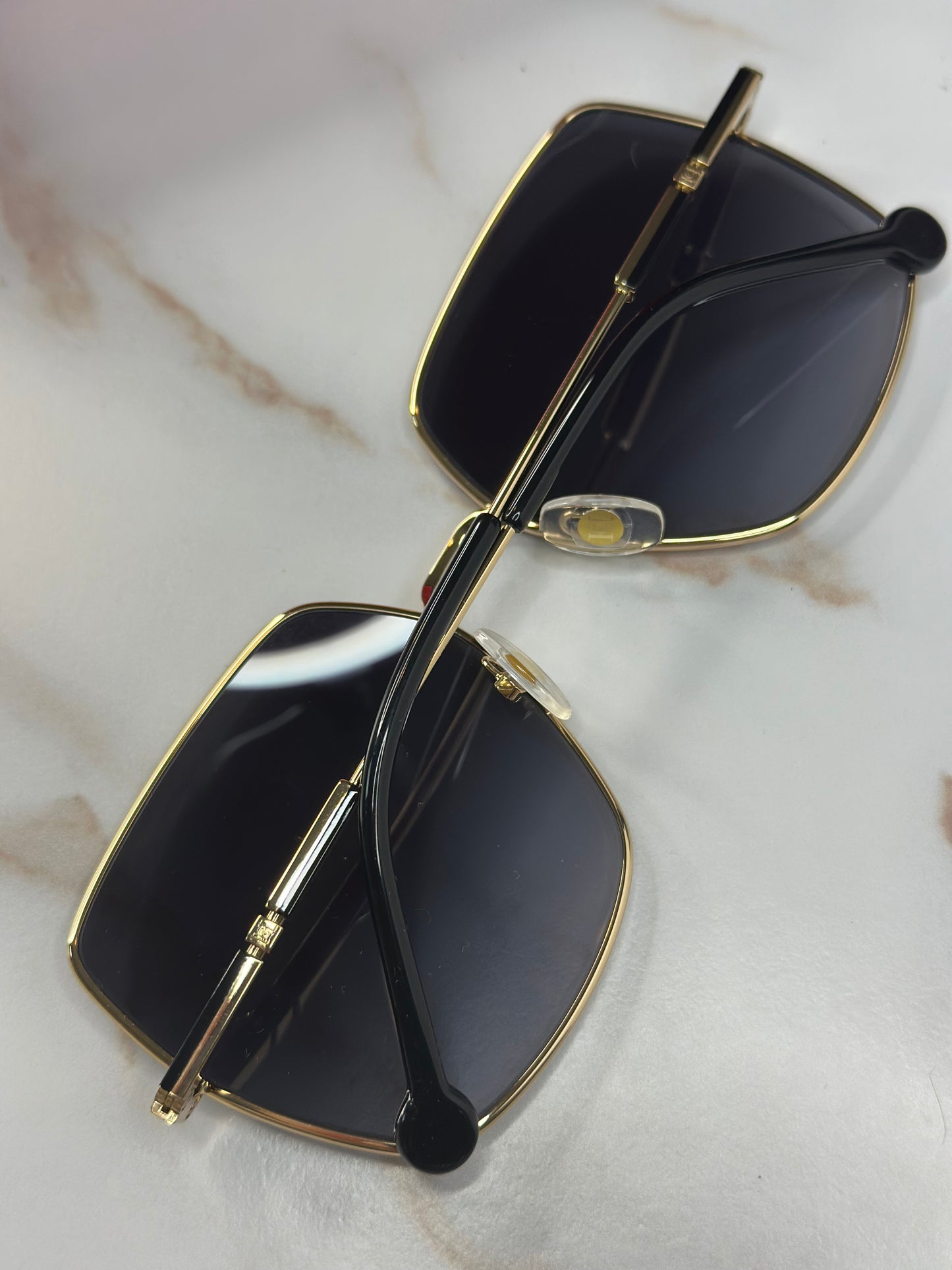 Pre-owned Carolina Herrera geometric sunglasses