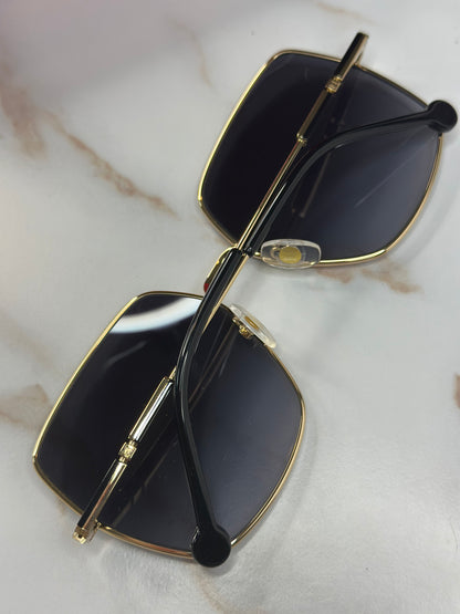 Pre-owned Carolina Herrera geometric sunglasses