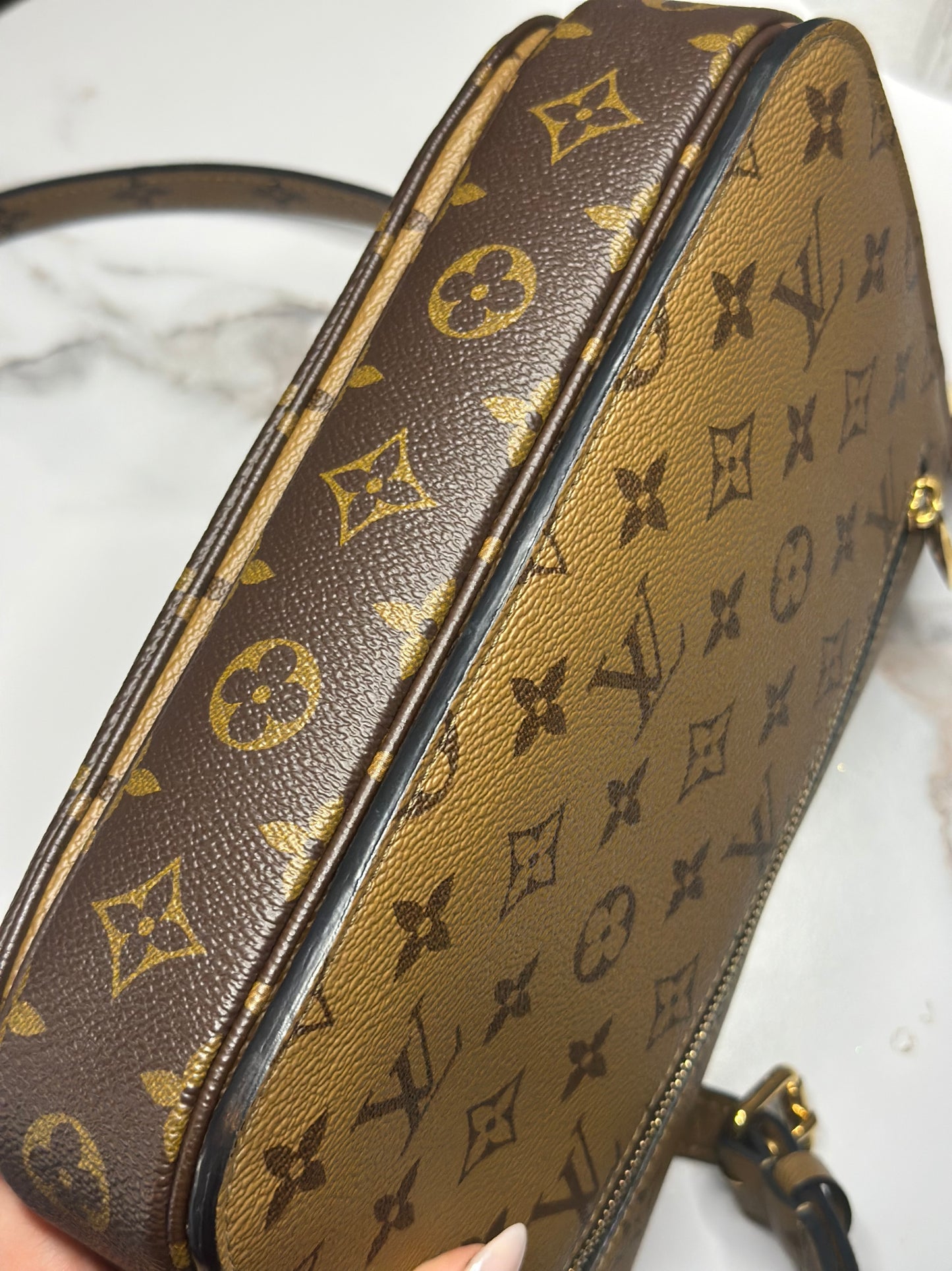 Pre-owned Louis Vuitton reverse monogram canvas Pochette Metis crossbody