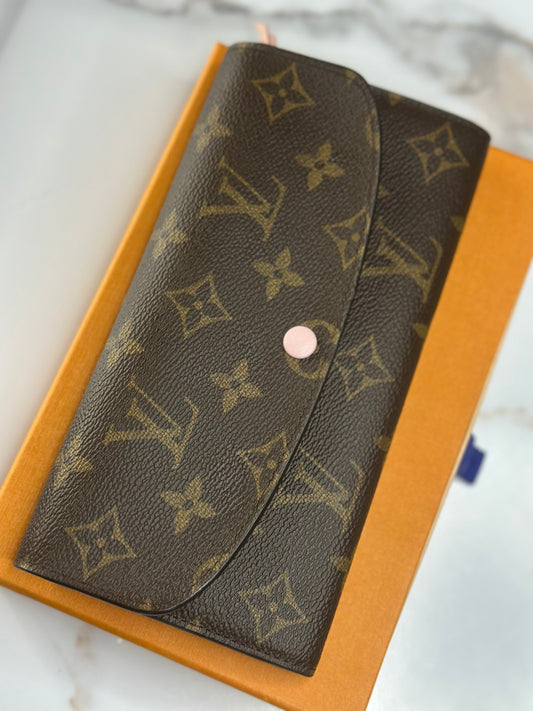 Pre-owned Louis Vuitton monogram canvas Emilie wallet