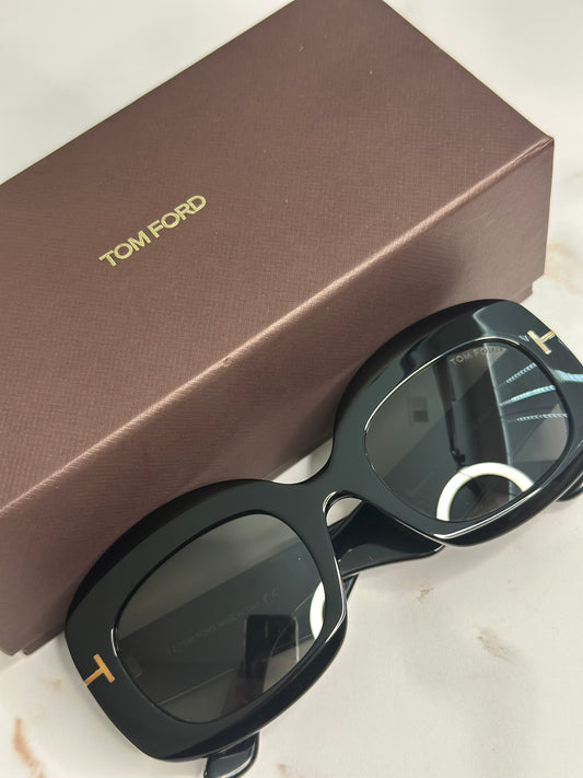 Pre-owned Tom Ford black oval sunglasses
