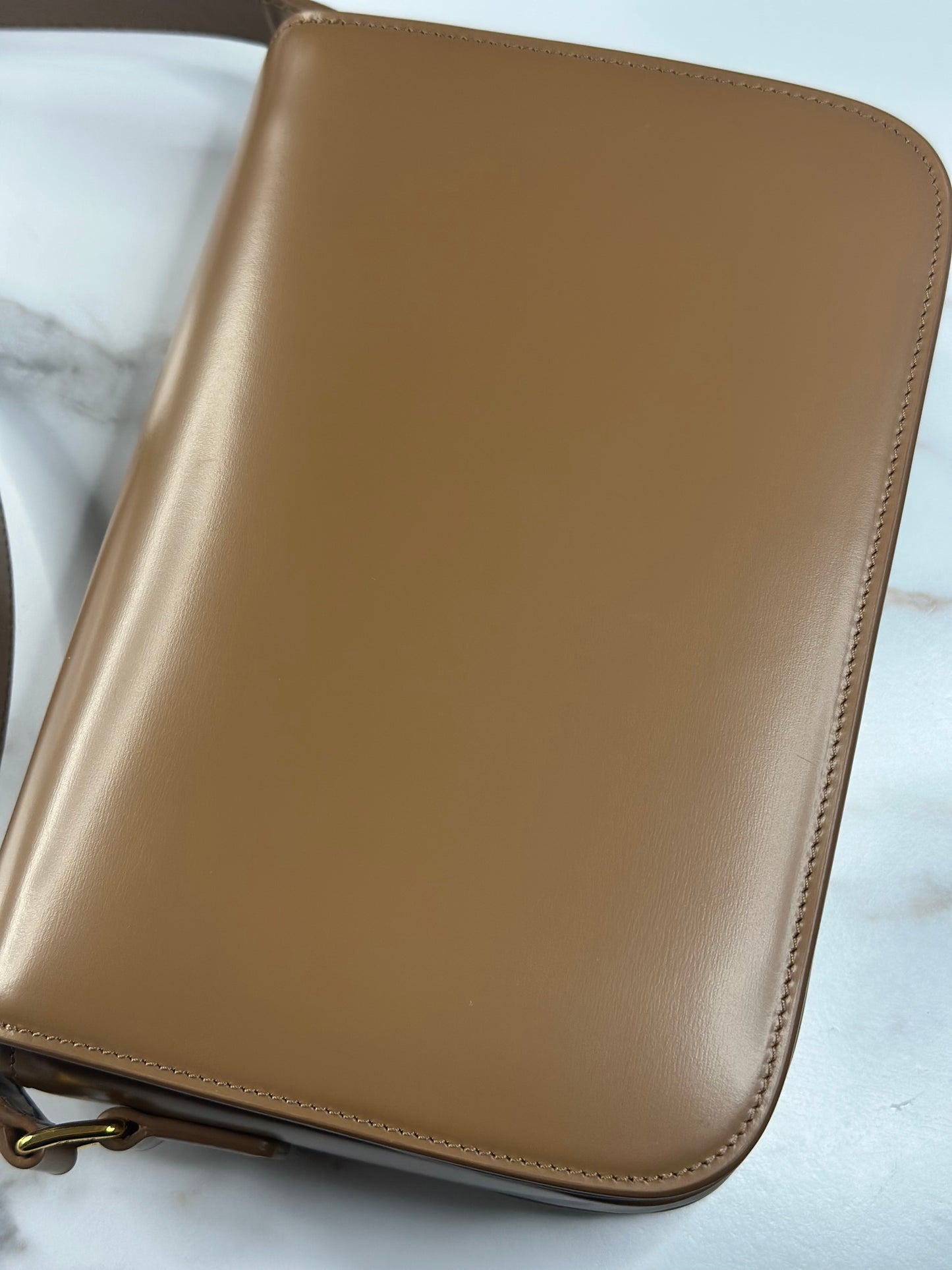 Pre-owned CELINE CLASSIQUE TRIOMPHE BAG IN NATURAL CALFSKIN CROSSBODY