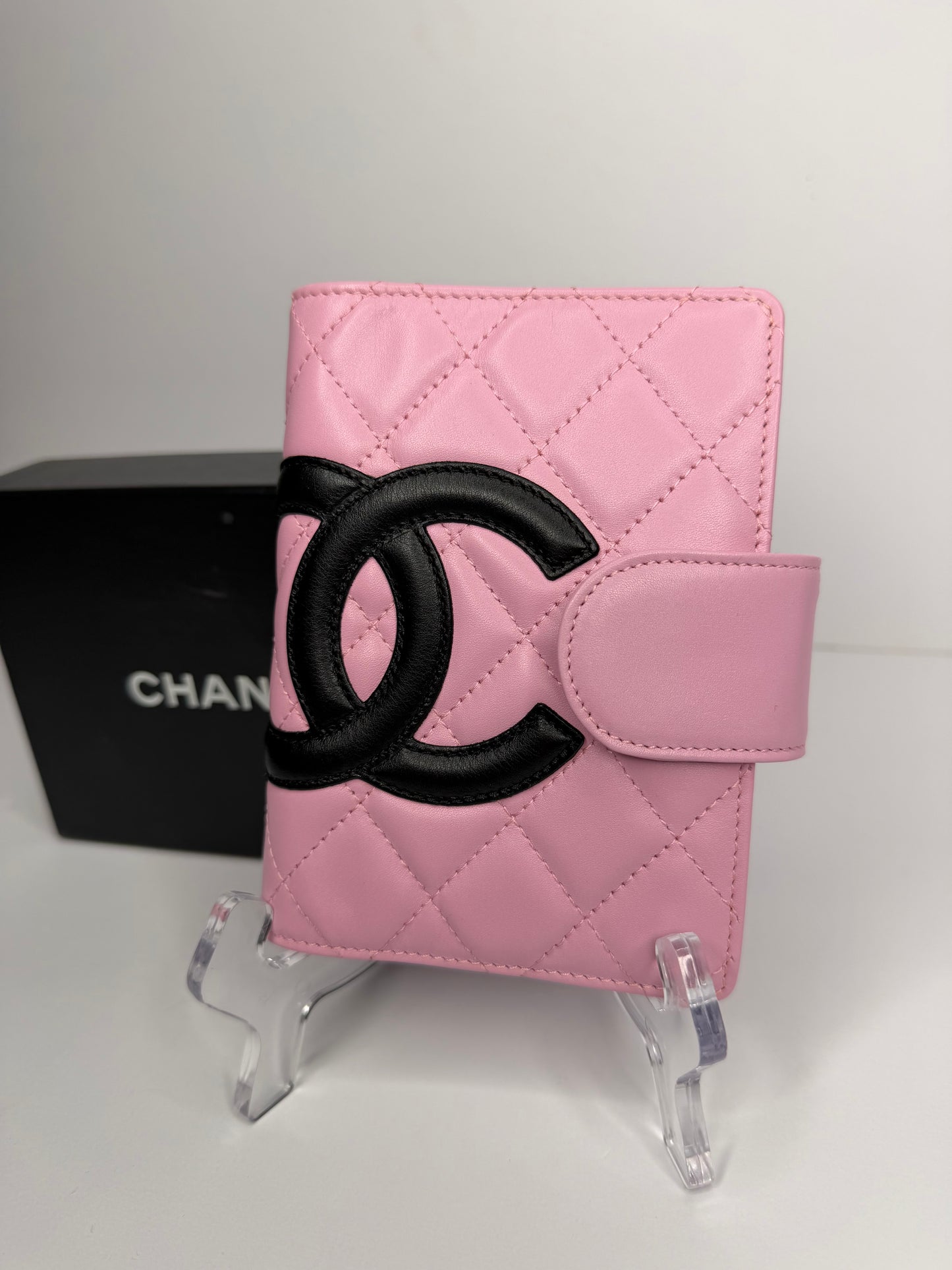 Pre-owned Chanel Cambon quilted lambskin leather small agenda planner