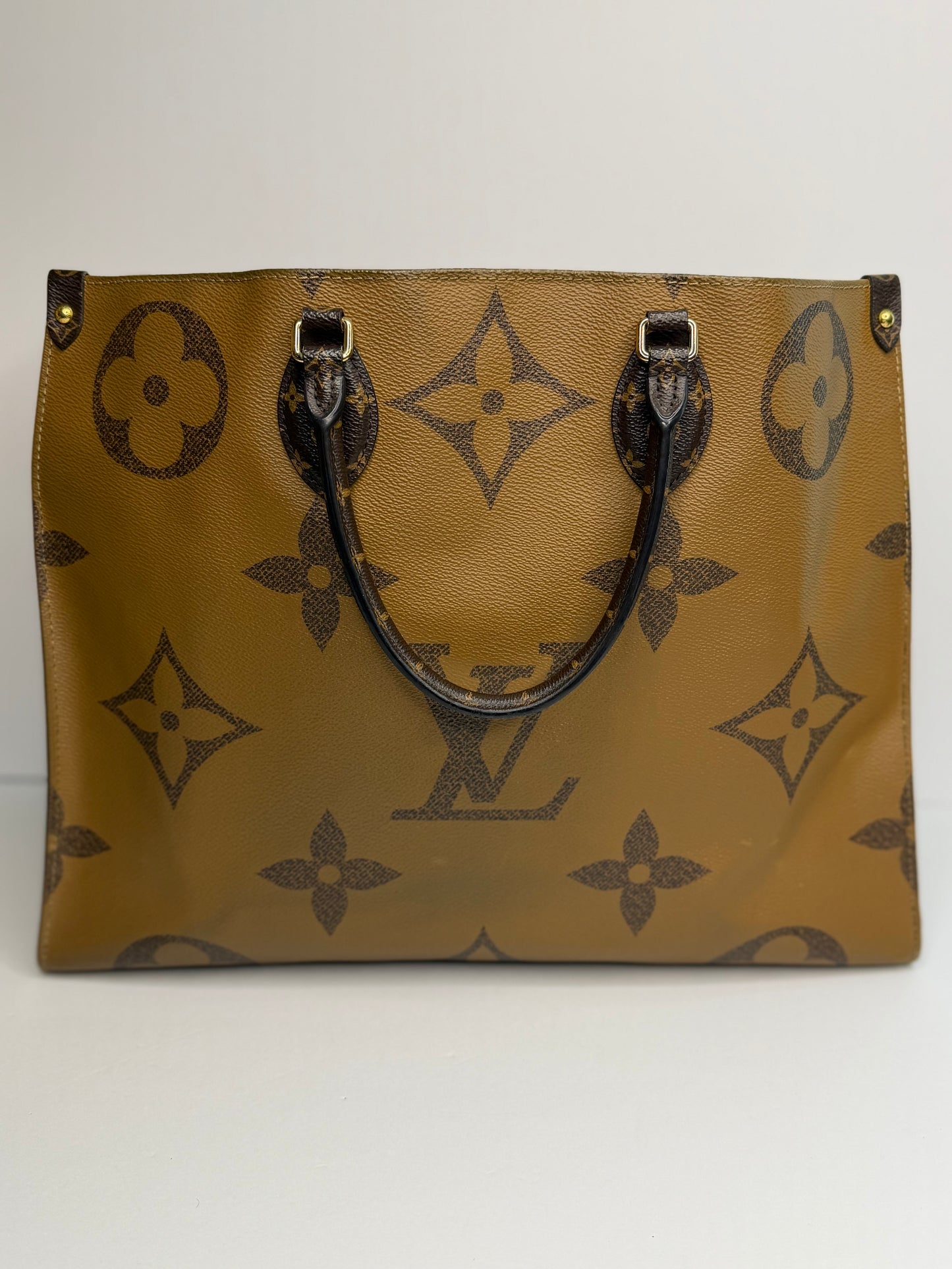 Pre-owned Louis Vuitton giant monogram on the go GM tote