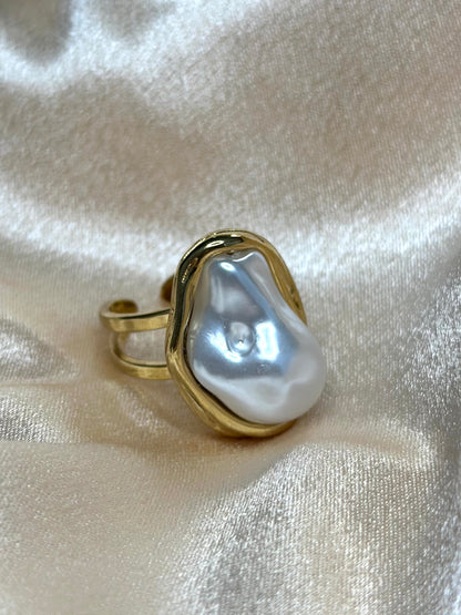 Pearla adjustable ring