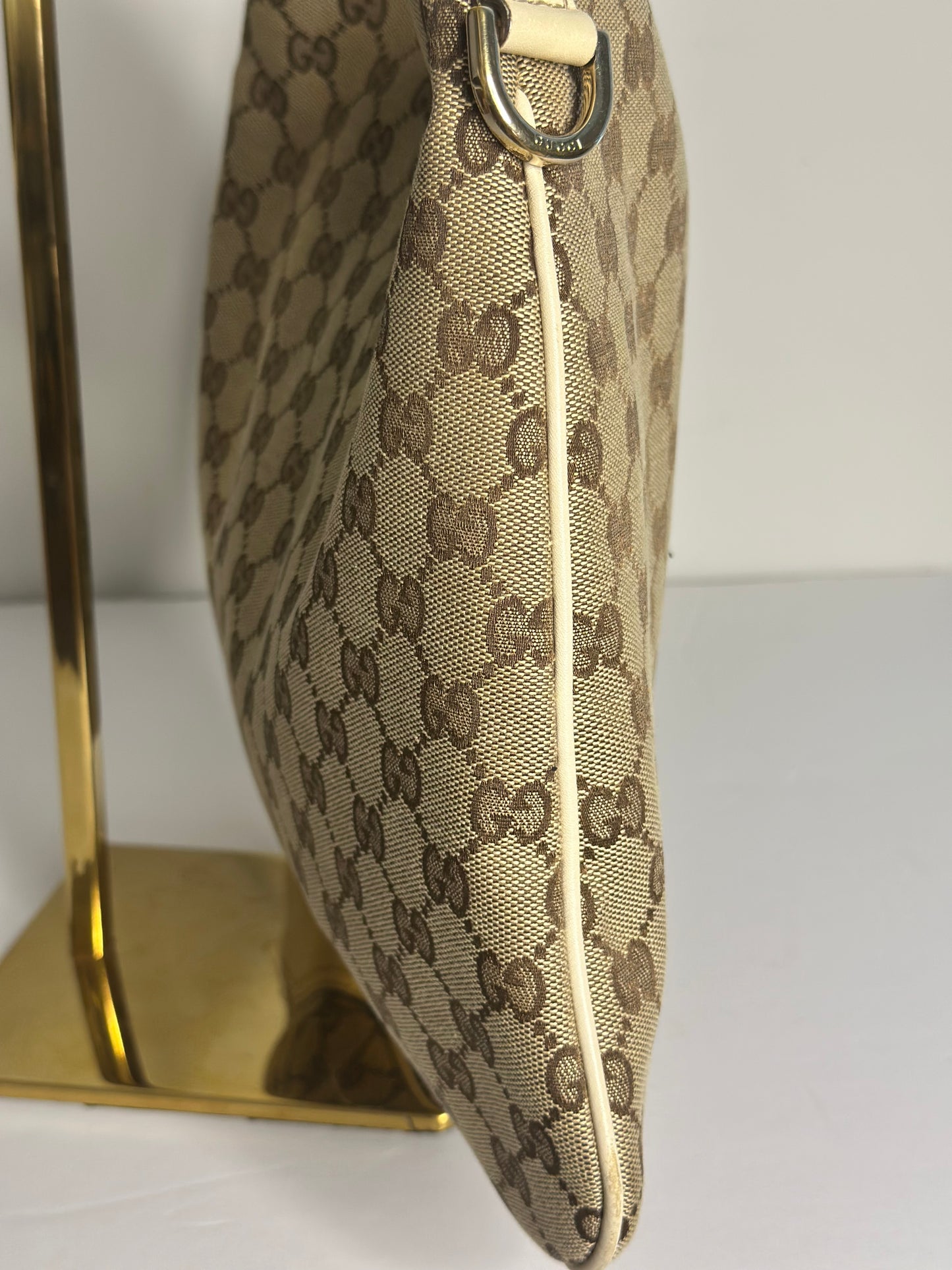 Pre-owned Gucci New Britt Hobo bag in beige and brown GG monogram canvas with white leather trim