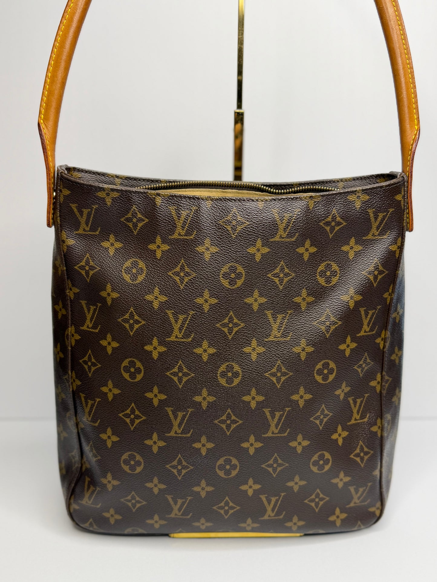 Pre-owned Louis Vuitton monogram, canvas looping GM shoulder bag
