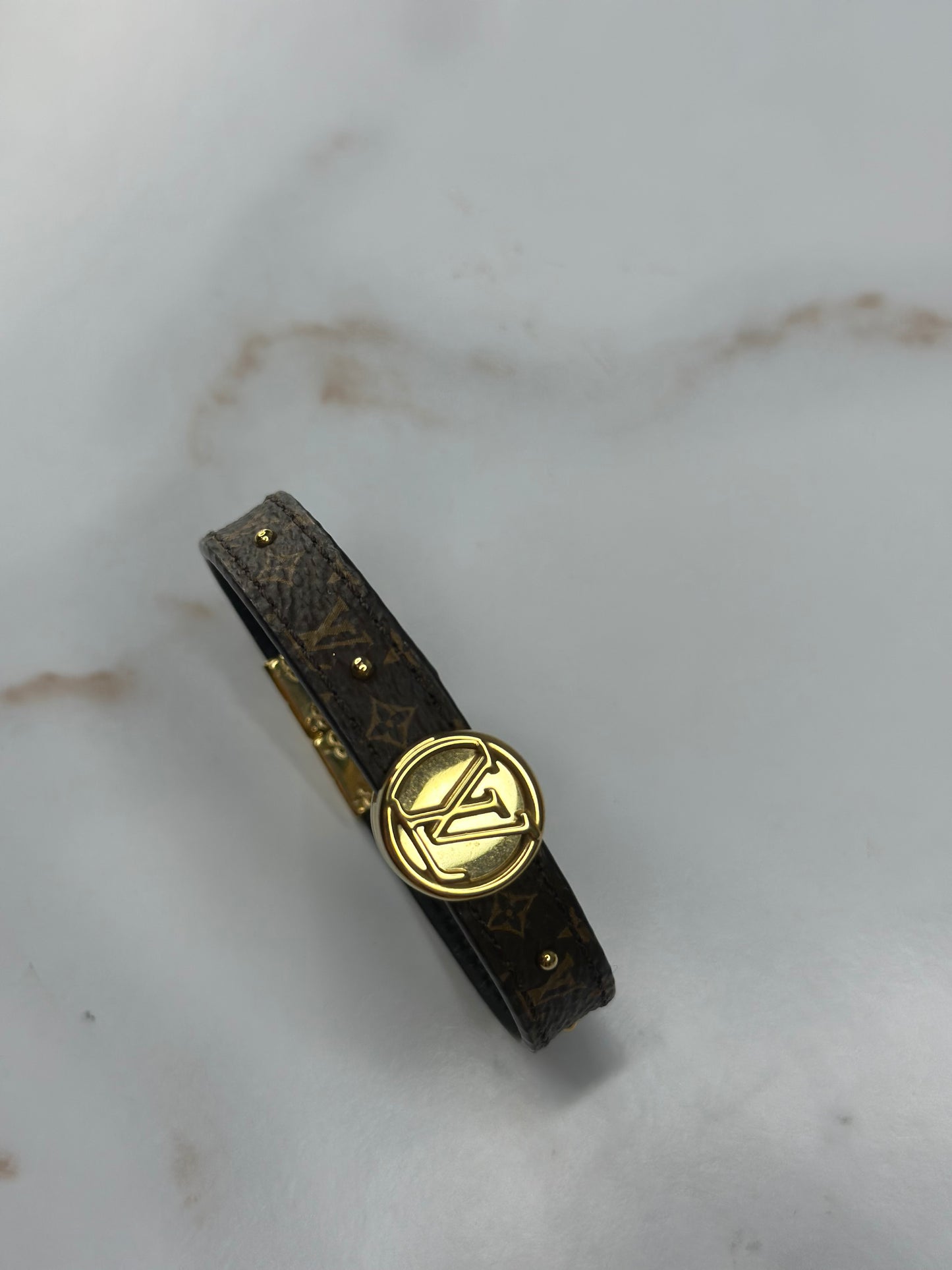 Pre-owned Louis Vuitton LV Circle monogram canvas Reversible Bracelet