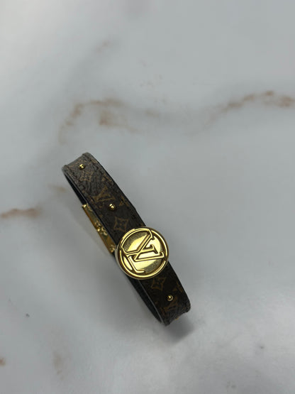 Pre-owned Louis Vuitton LV Circle monogram canvas Reversible Bracelet
