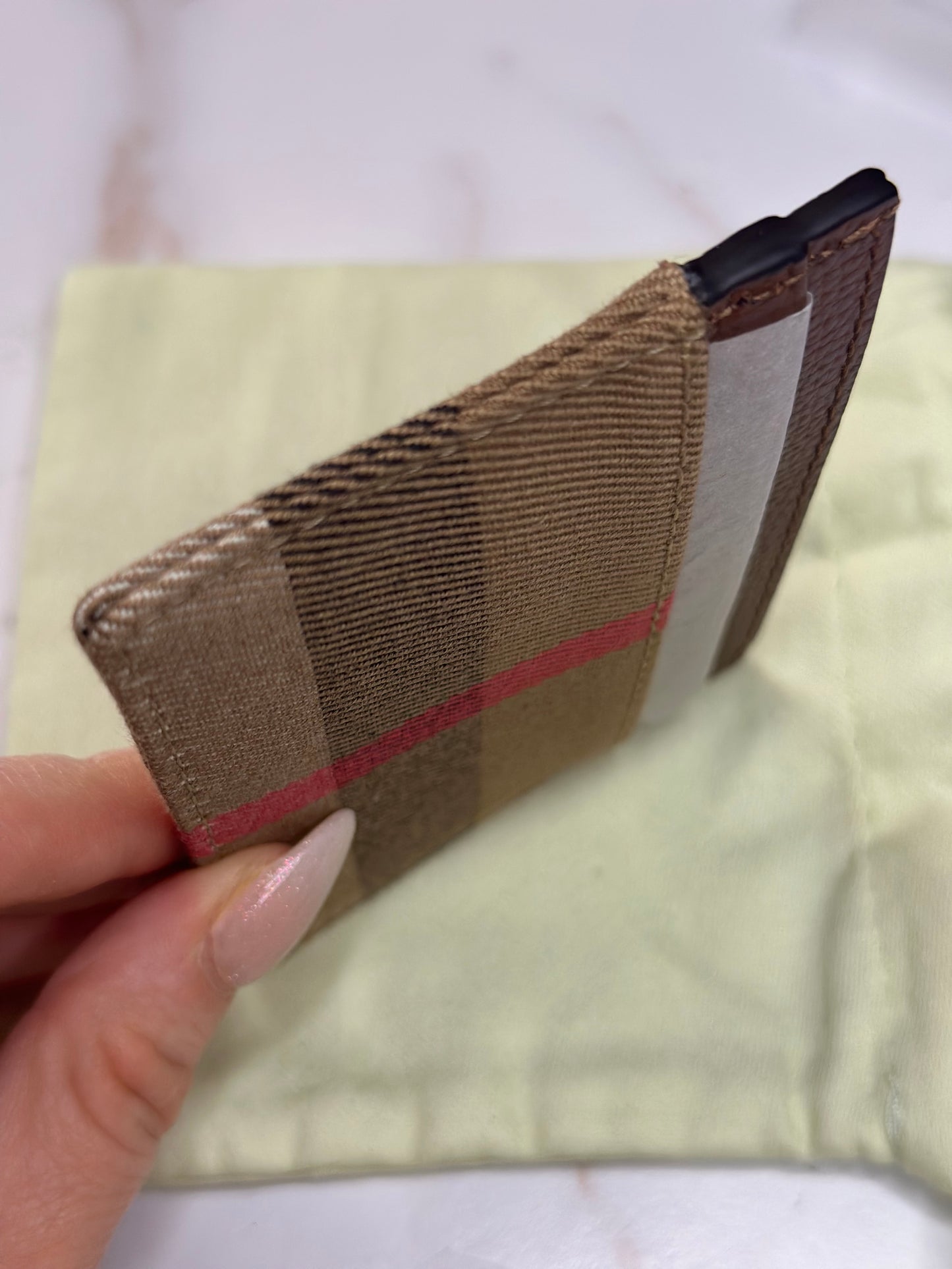 Pre-owned Burberry Nova Check card holder