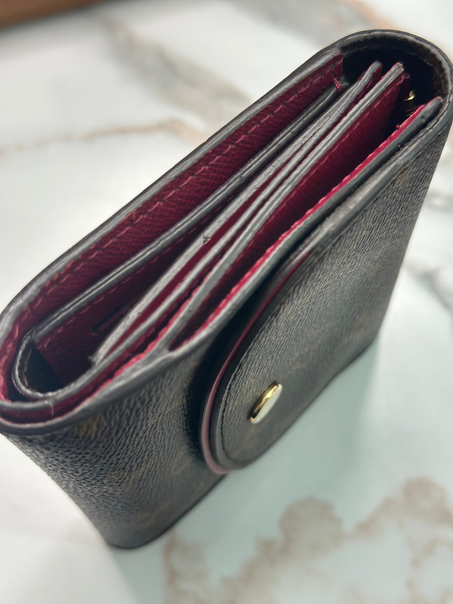 Pre-owned Louis Vuitton monogram canvas Ariane Wallet