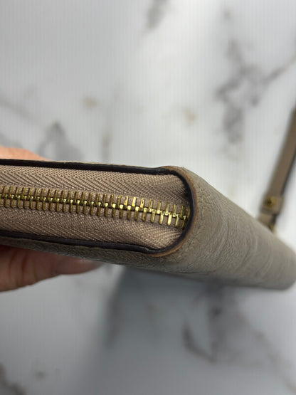 Pre-owned Louis Vuitton beige Empriente leather zippy wallet