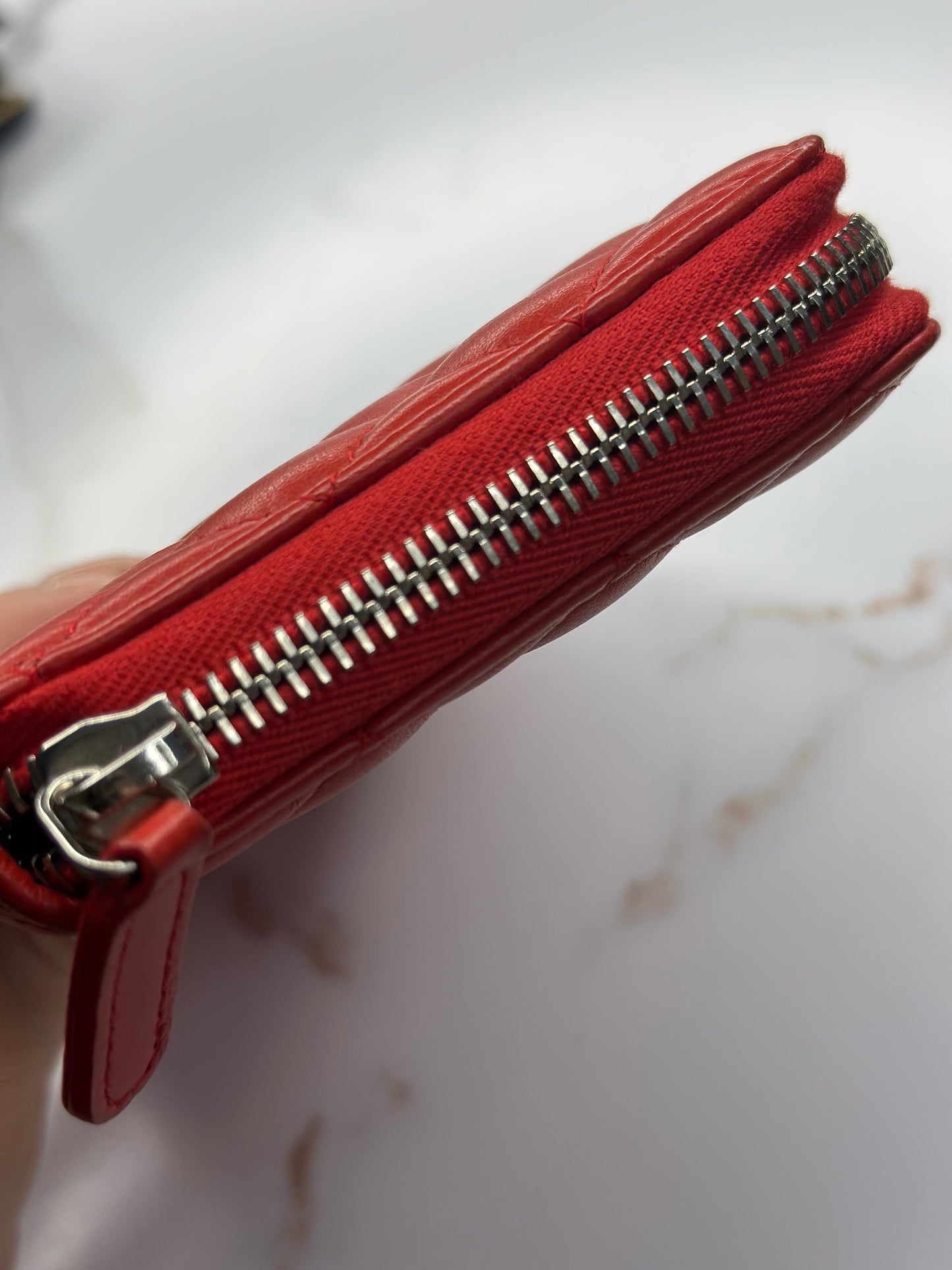 Pre-owned Chanel red quilted lambskin zippy wallet