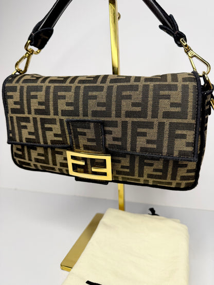 Pre-owned Fendi Baguette Brown FF Jacquard Fabric With Gold Hardware