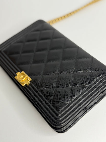Pre-owned Chanel Le Boy quilted caviar leather wallet on chain