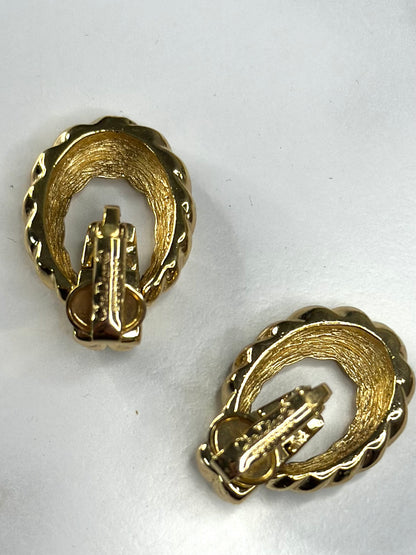 Pre-owned Christian Dior Vintage gold-tone twisted hoop clip-on earrings
