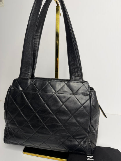 Pre-owned Chanel vintage 1996 Matelasse Leather shoulder bag