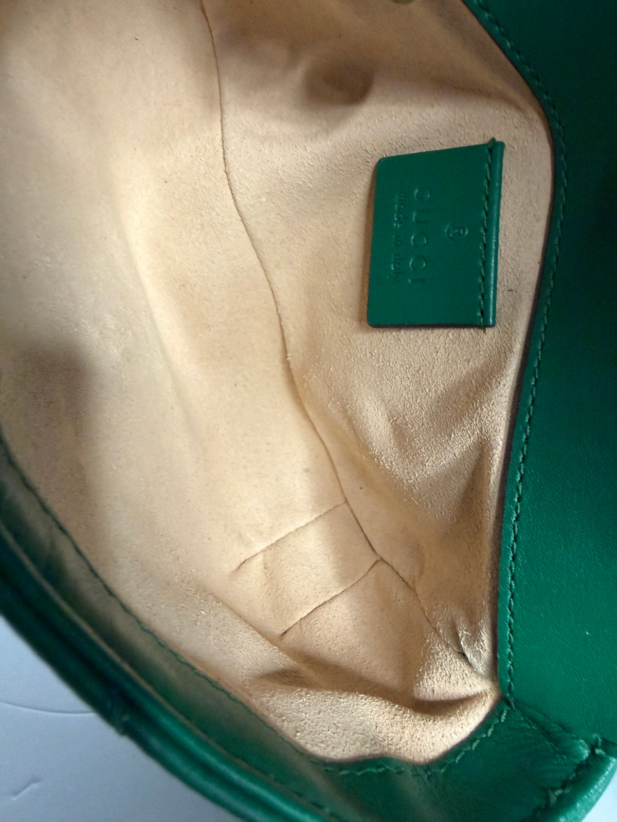 Pre-owned Gucci GG marmont super mini emerald green leather crossbody