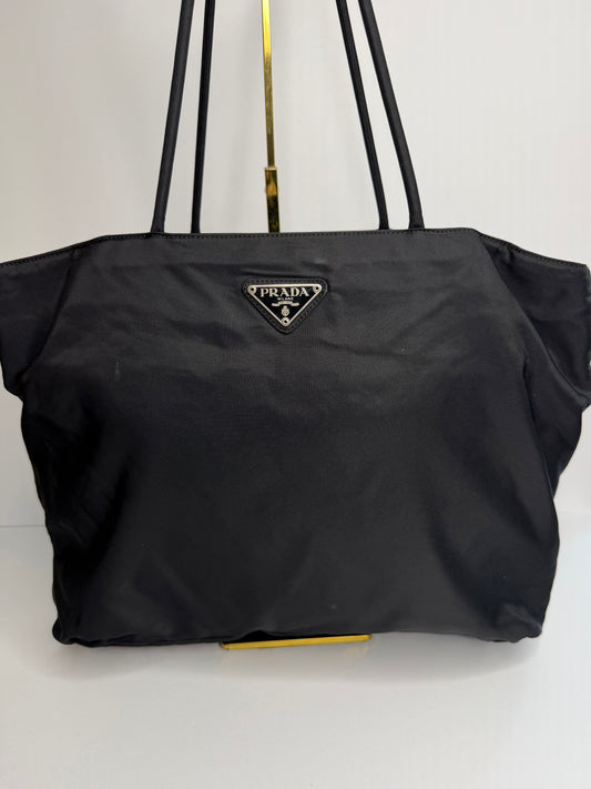 Pre-owned Prada black nylon shoulder tote