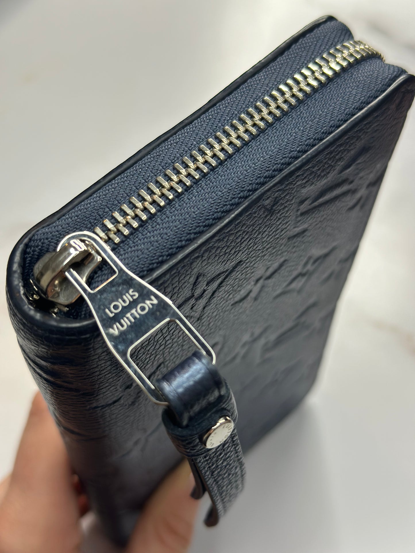 Pre-owned Louis Vuitton metallic navy empriente leather zippy wallet