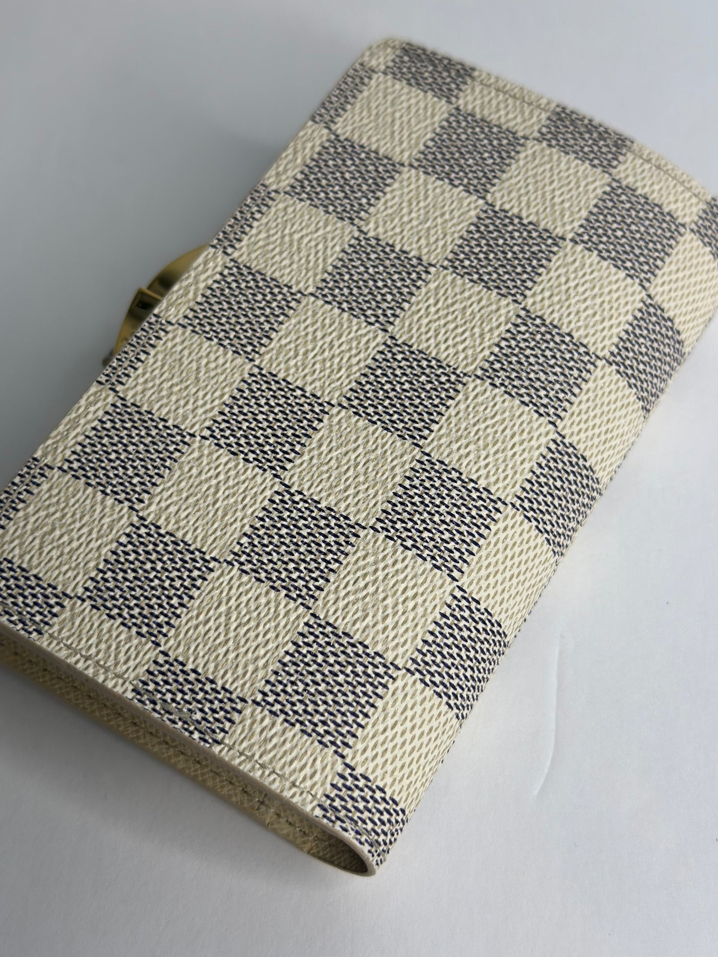 Pre-owned Louis Vuitton Damier azur French wallet