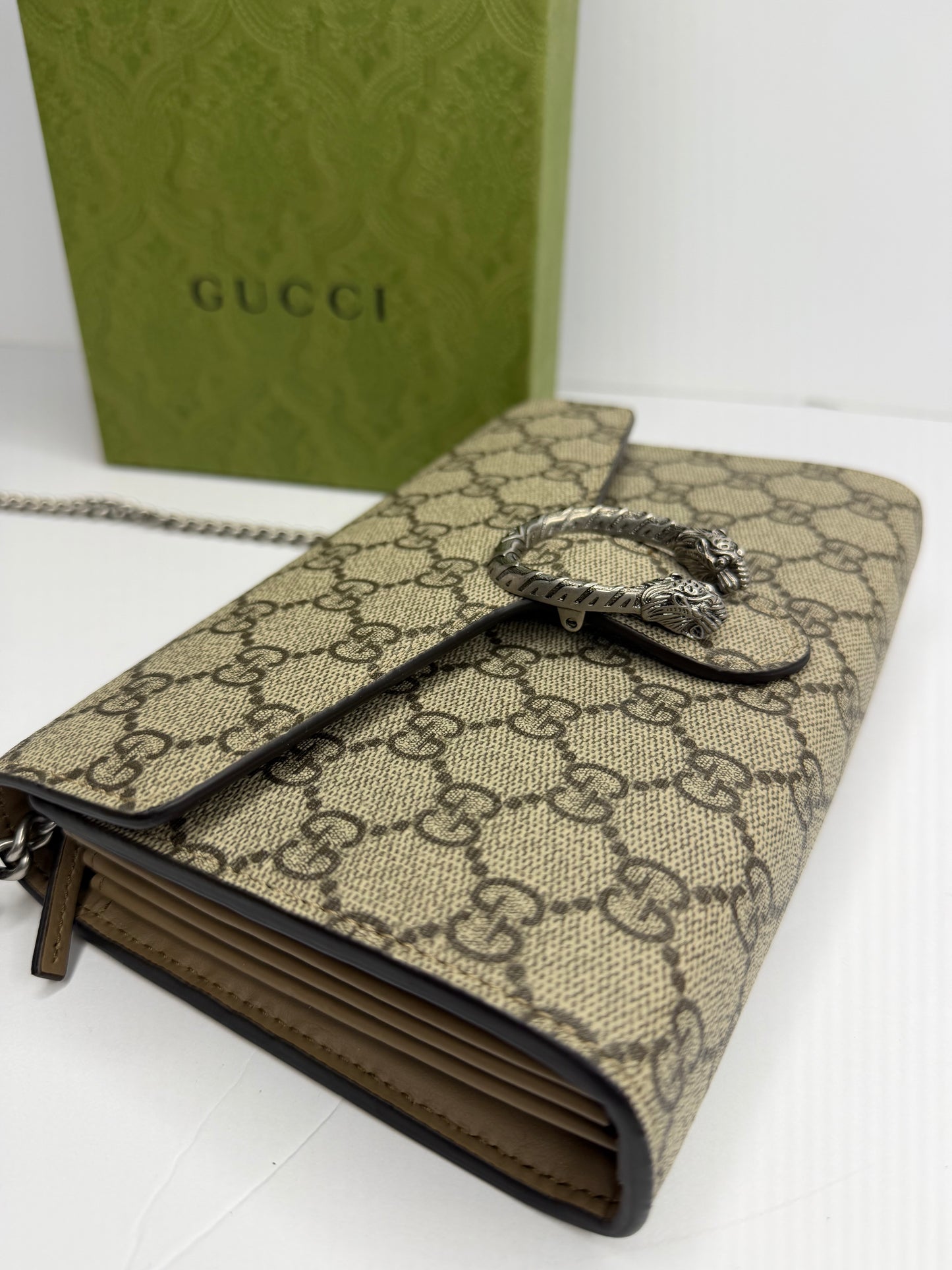 Pre-owned Gucci Dionysus supreme canvas wallet on chain, Crossbody