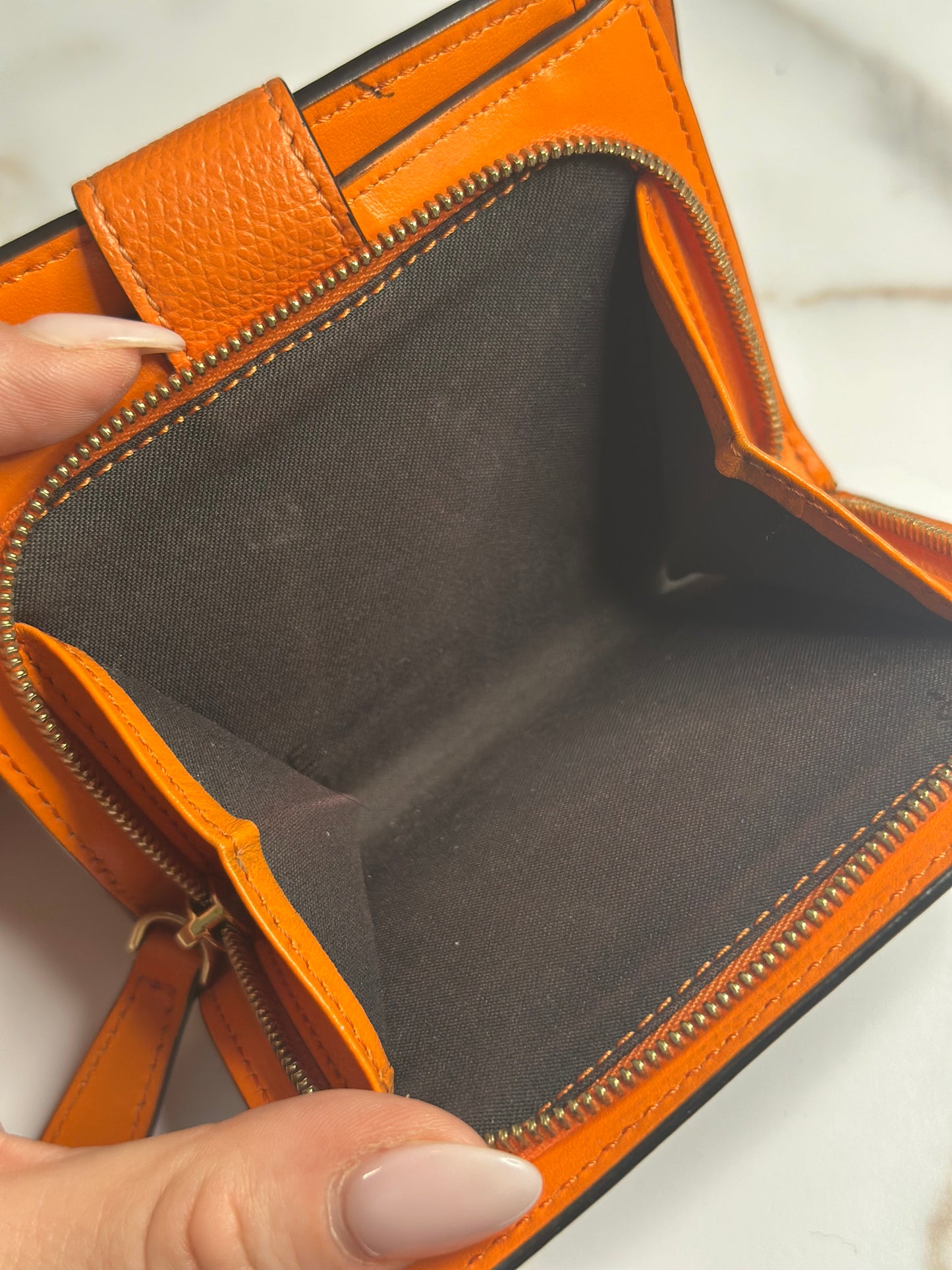 Pre-owned Fendi Zucca embossed leather compact wallet