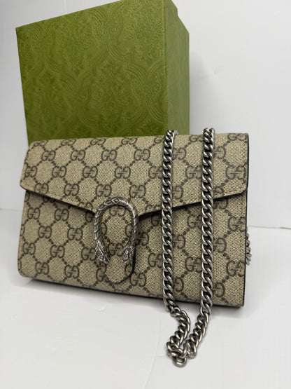 Pre-owned Gucci Dionysus supreme canvas wallet on chain, Crossbody