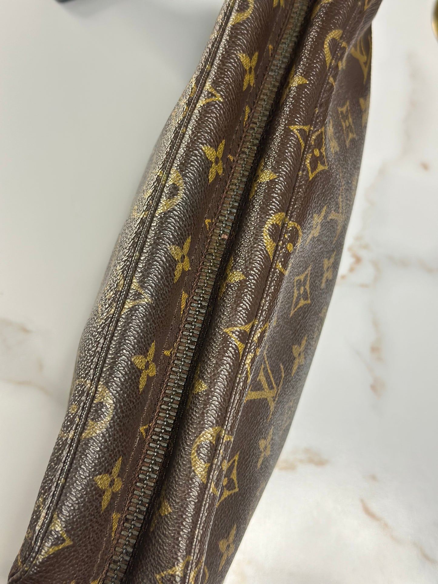 Pre-owned Louis Vuitton monogram canvas trousse 28 toiletry pouch