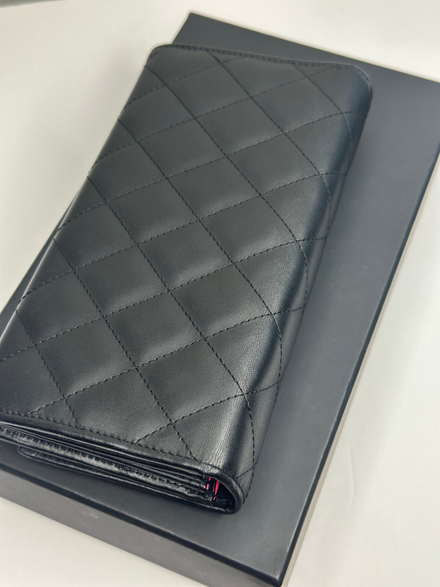 Pre-owned Chanel Cambon black quilted lambskin wallet