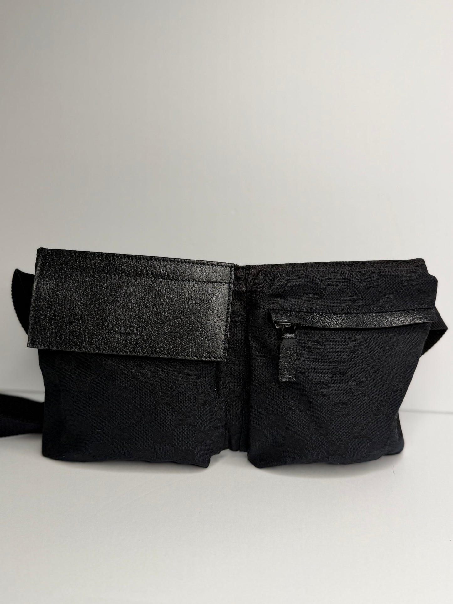 Pre-owned Gucci GG Canvas double pocket belt bag