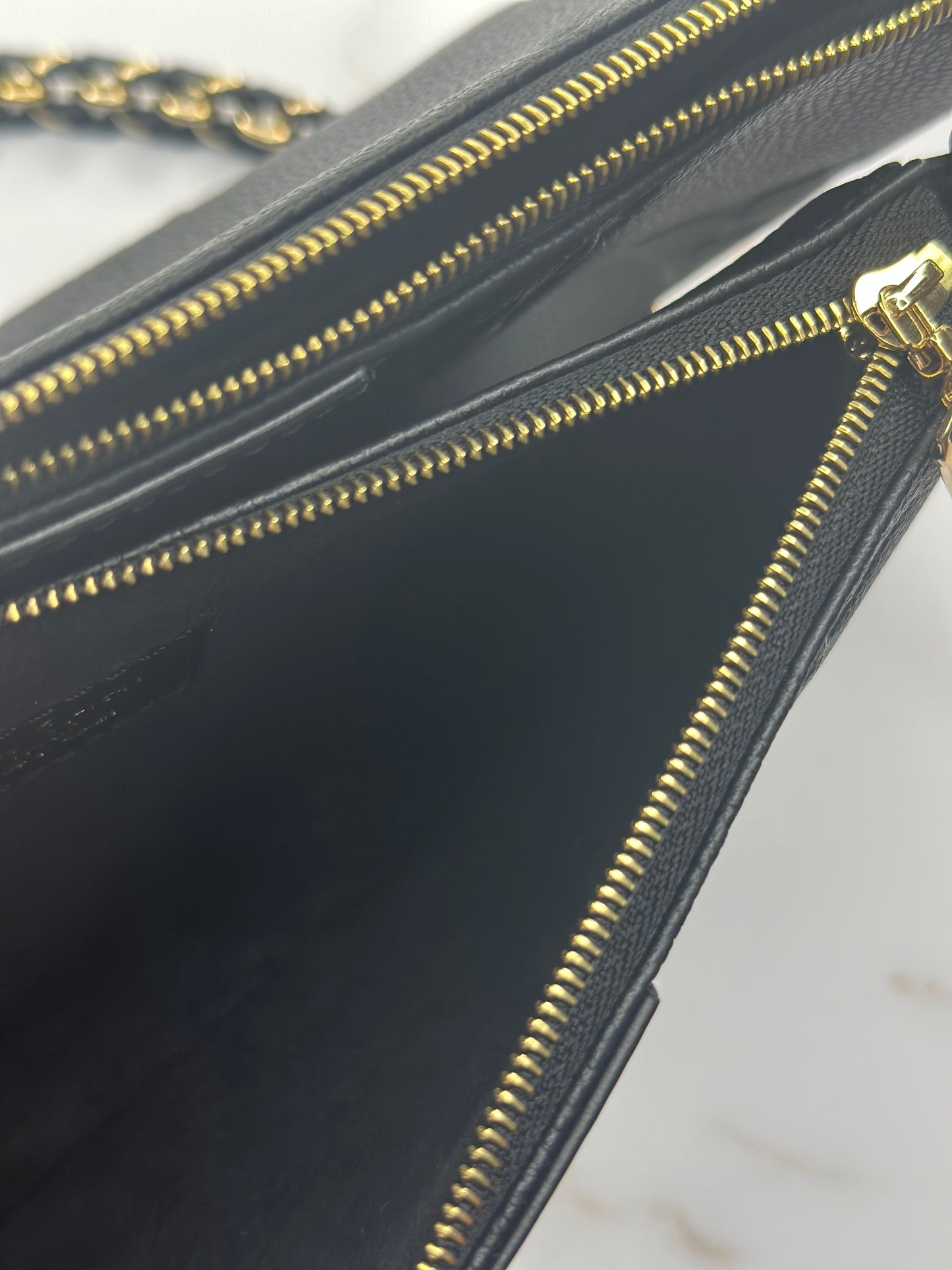 Pre-owned Louis Vuitton black Empriente leather multi-pochette accessories