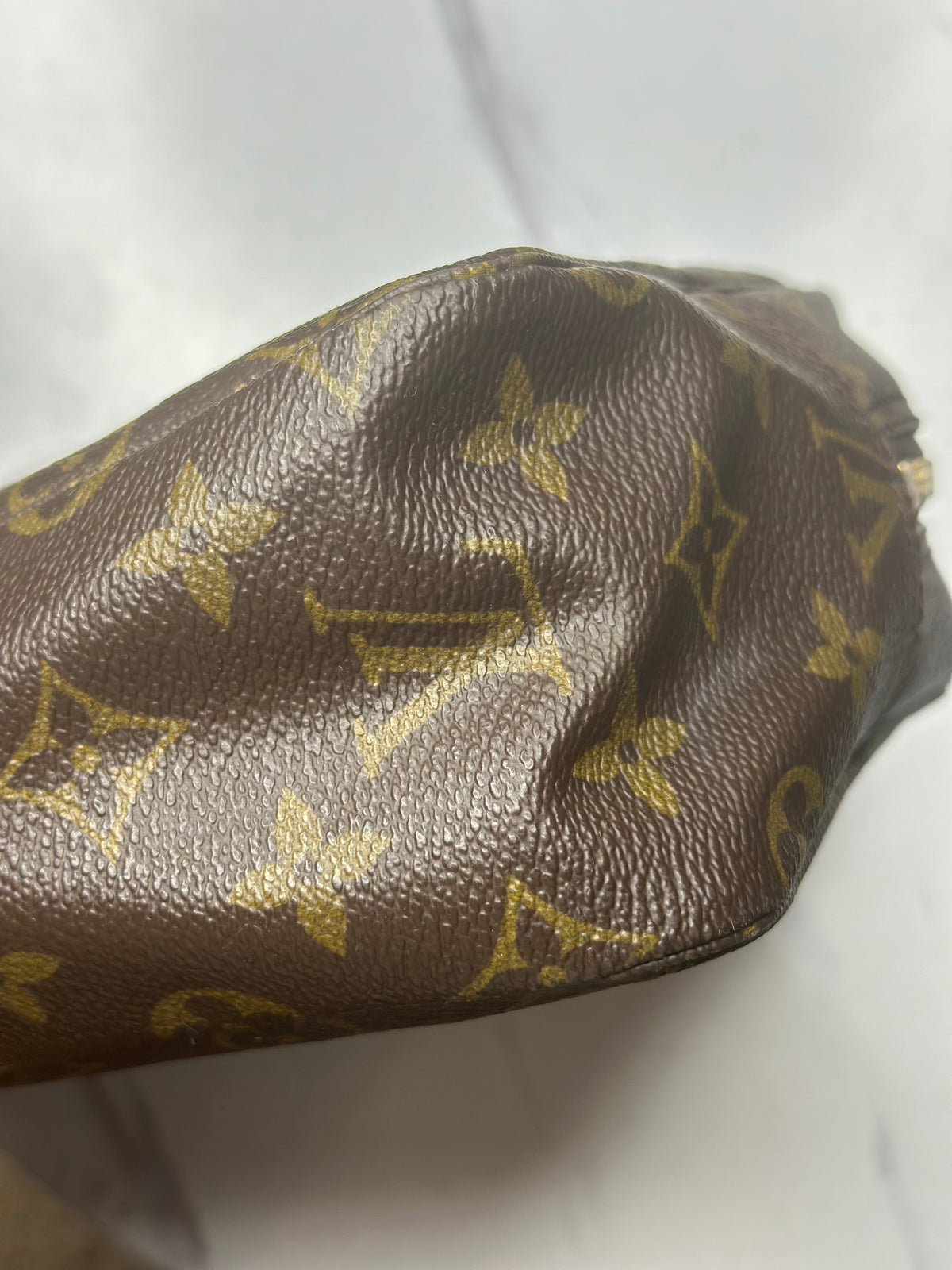 Pre-owned Louis Vuitton monogram canvas trousse 28 toiletry bag