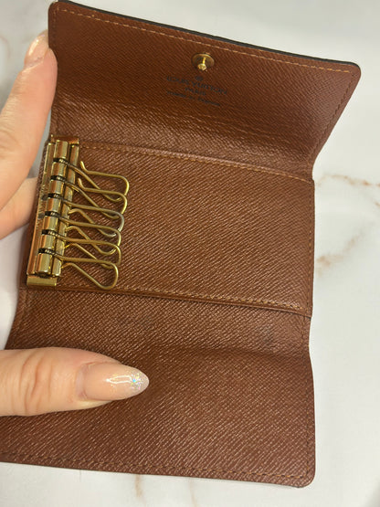 Pre-owned Louis Vuitton monogram canvas Multicles 6 key holder