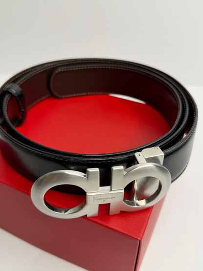 Pre-owned Ferragamo black leather belt size 115